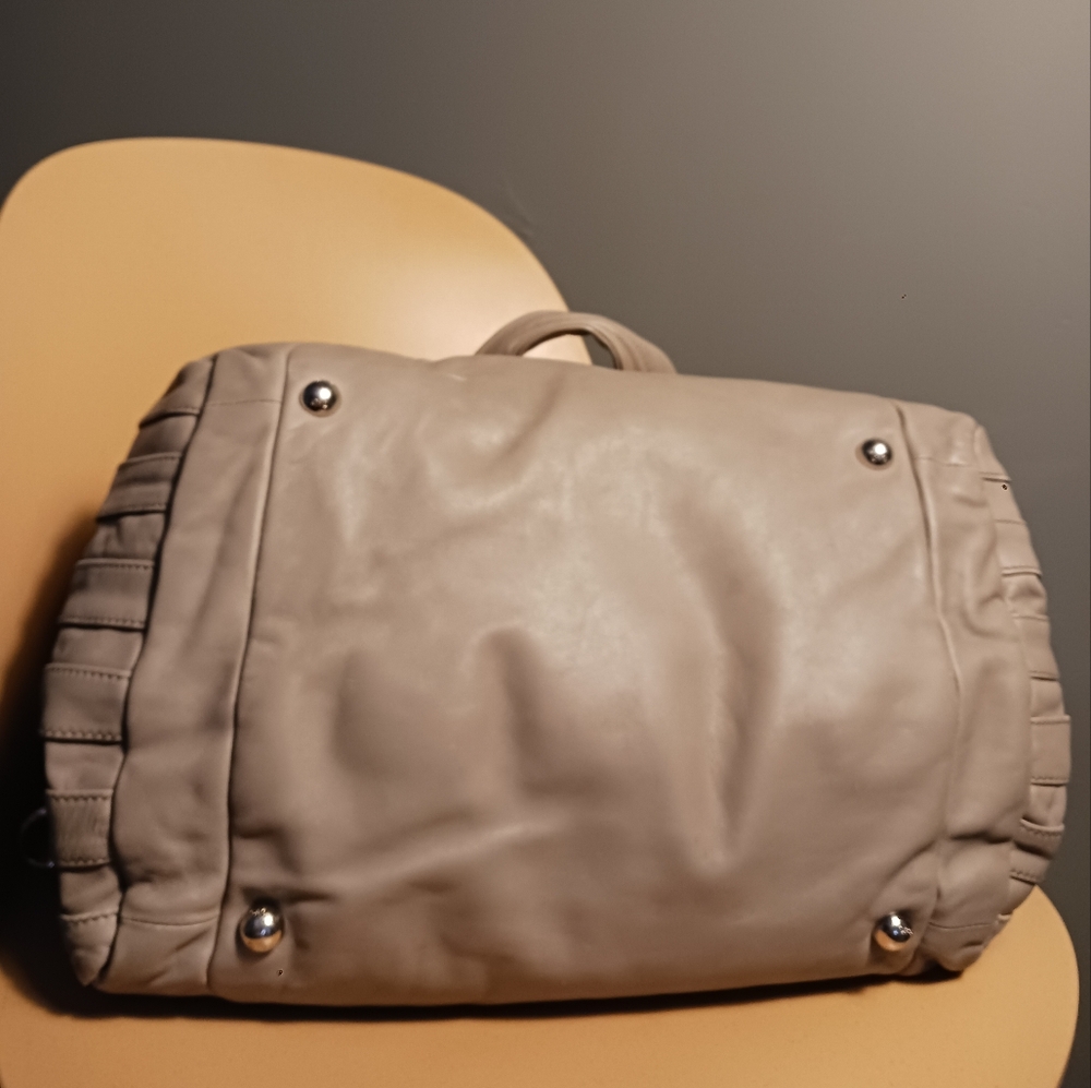 D&G LILLY SOFT gray, or taupe color travel bag - Picture 11 of 16